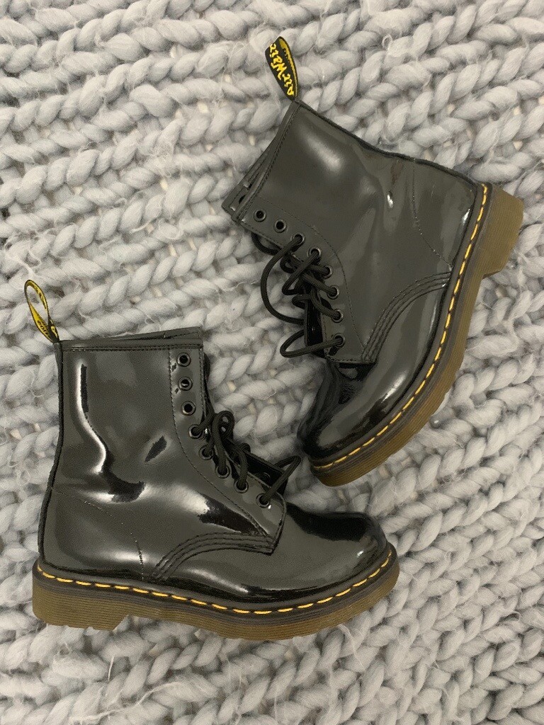 dr martens size 3